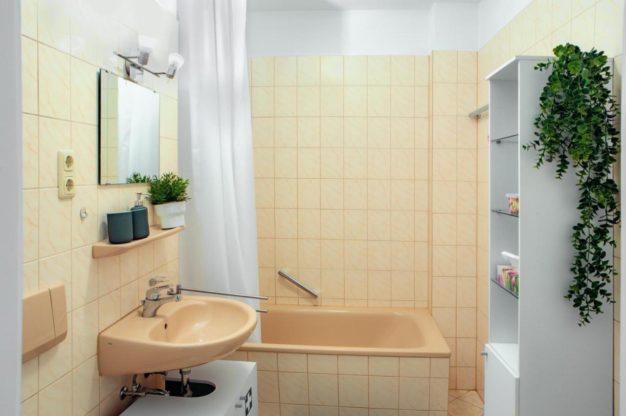 5 Min Zur Elbe, Helle Geraeumige 2-Raum-Whg, Neustadt, Top Lage Dresde Exterior foto